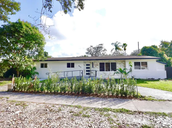 842 NE 154th St, Miami, FL 33162