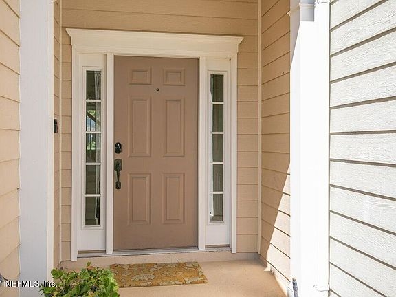 3rd image of 3900 Lionheart Dr #3B