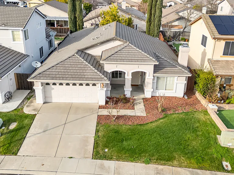 8795 Monterey Oaks Dr — Photo 49