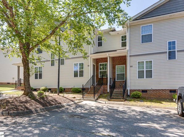 93 Huntress Dr, Greer, SC 29651