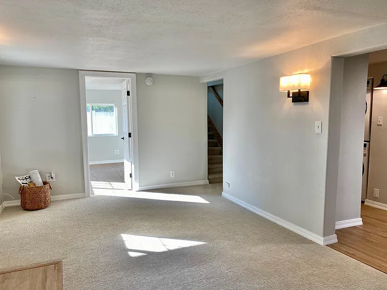 1409 E Pennsylvania Ave — Photo 7