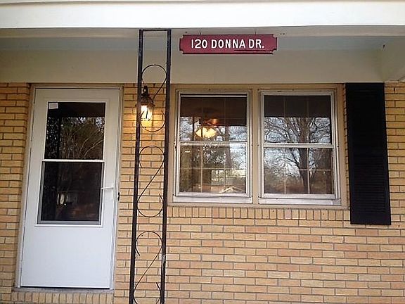 WELCOME to 120 Donna Drive