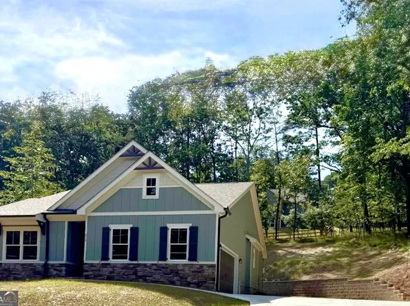218 Chickasaw Dr, Waleska, GA 30183