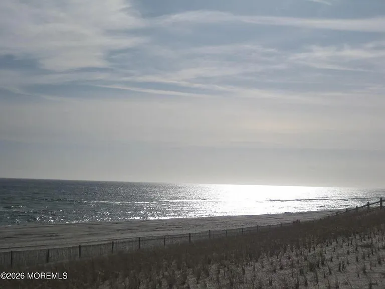 15 S Surf Rd — Photo 22
