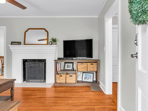 5th image of 15 Druid St