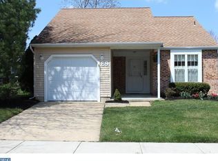89 Bastian Dr, Mount Laurel, NJ