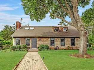 329 Newlight Ln, Water Mill, NY 11976
