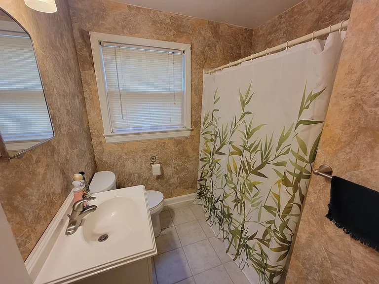 1304 Gracewood Dr — Photo 8