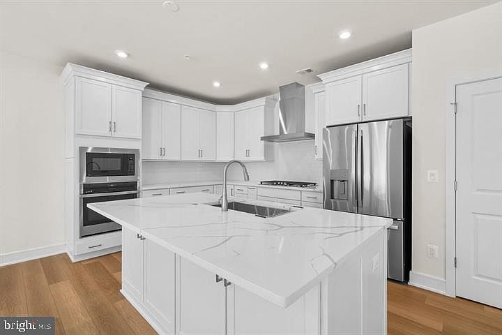 1st image of 23679 Bolton Cres #12-101