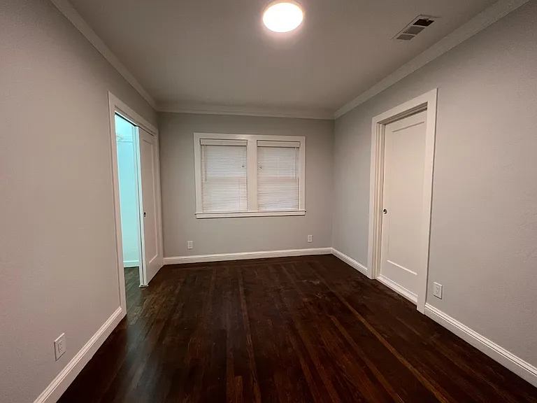 7608 Garfield Ave — Photo 8
