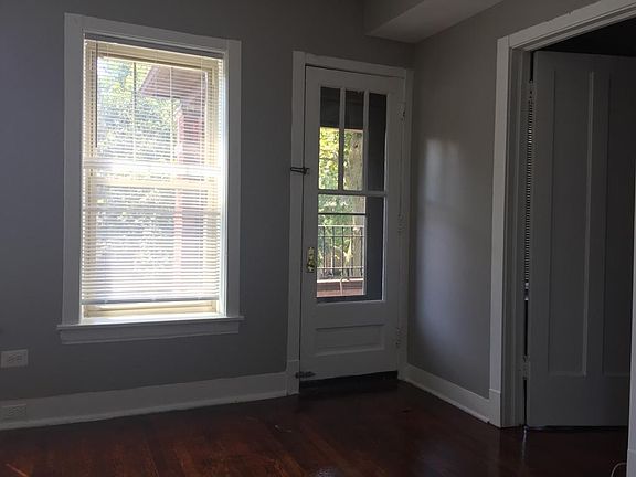 Balcony door,bedroom 3 (right)