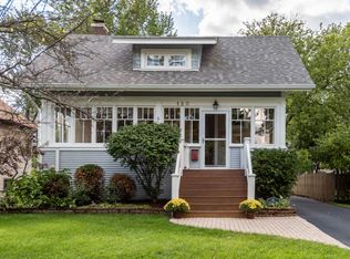 120 N Pine St, Elmhurst, IL 60126
