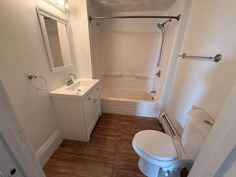 13 Union St #3 — Photo 4