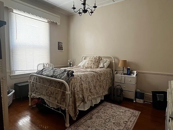 5th image of 21 N Wade Ave
