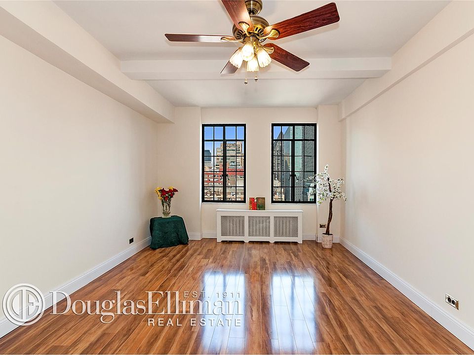 1st image of 320 E 42nd St APT 2002
