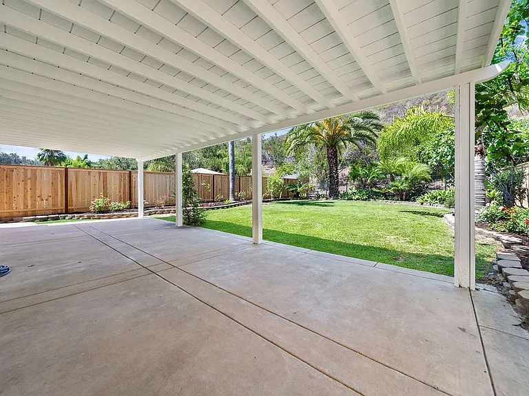209 Canyon Creek Way — Photo 37