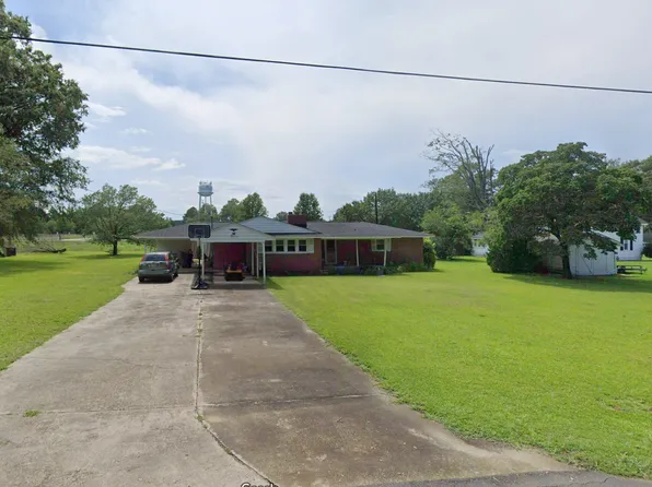 204 Park Dr, Roseboro, NC 28382