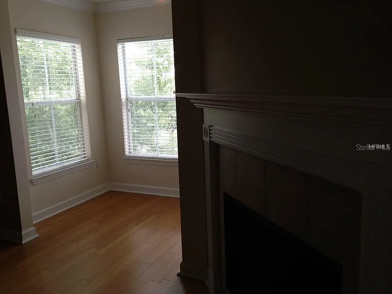 18147 Sterling Gate Cir #18147 — Photo 9