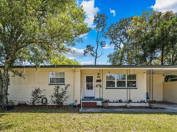 7626 S Altus Dr, Jacksonville, FL 32277