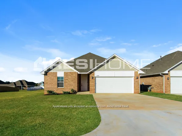 8131A Lakeside Dr, Edmond, OK 73034