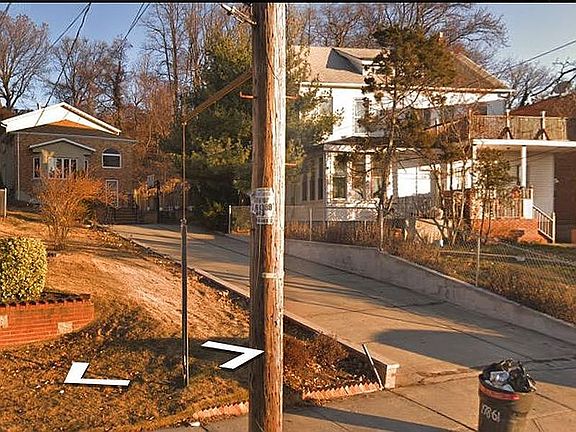 3rd image of 19865 Foothill Ave