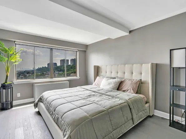 1203 River Road image 23 of 40