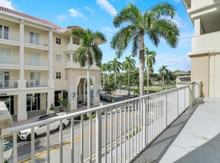 1203 Town Center Dr APT 220, Jupiter, FL 33458