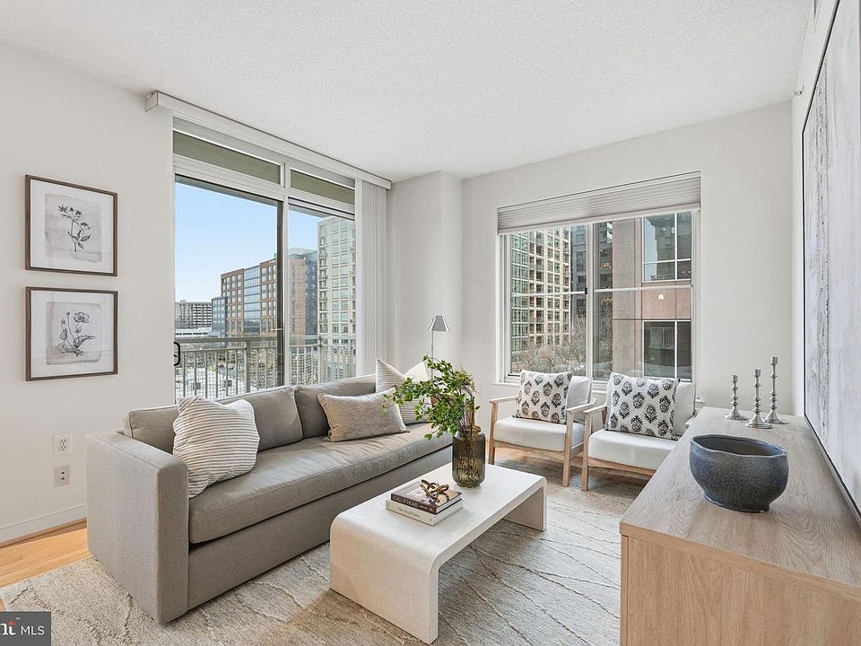1st image of 820 N Pollard St APT 504