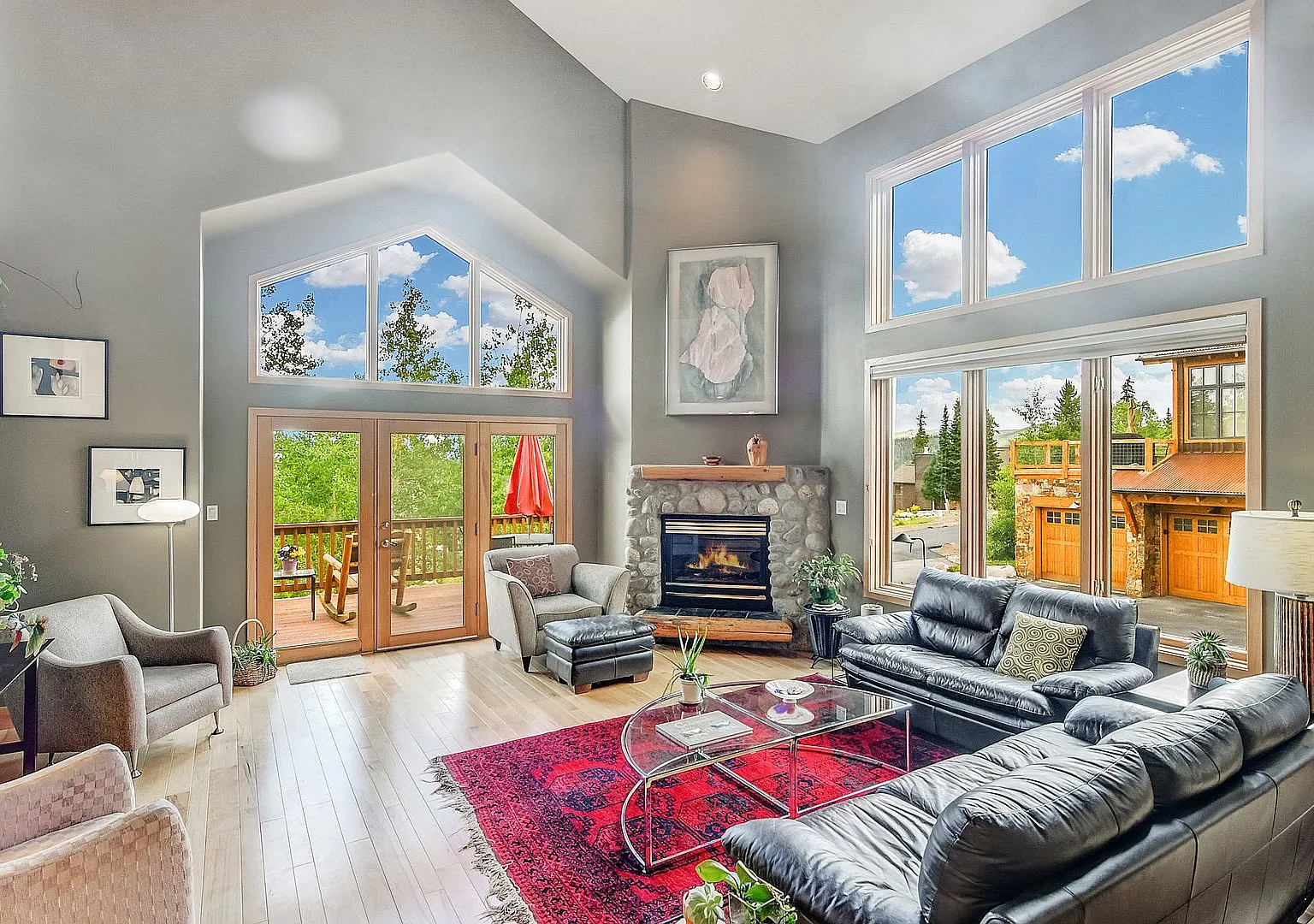 Year lease! Garage! Beautiful views! Great Decks! — Photo 1
