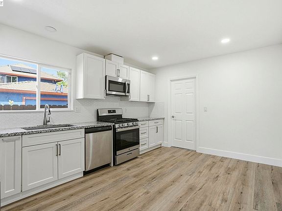5th image of 114 C St