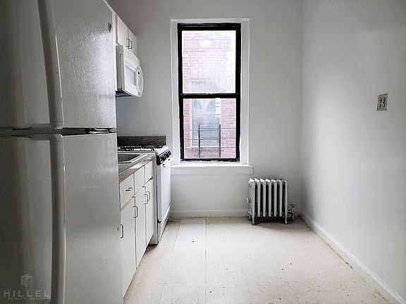 3rd image of 4317 48th St APT 6J