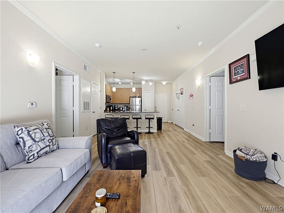 1st image of 1901 5th Ave E Unit 1114