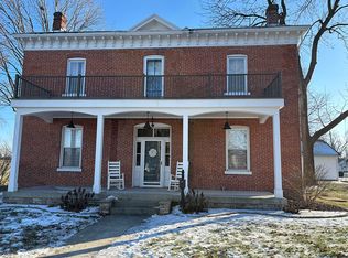 508 E South 1st St, Red Bud, IL 62278