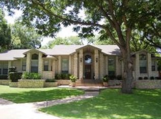 13 Hillway Dr, Round Rock, TX 78664