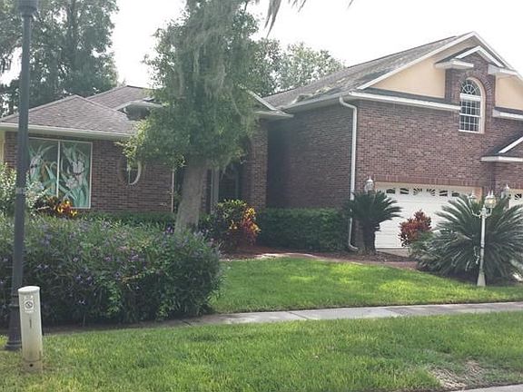 2nd image of 2226 Valrico Forest Dr