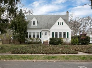 251 Lawrence Ave, Oakhurst, NJ 07755