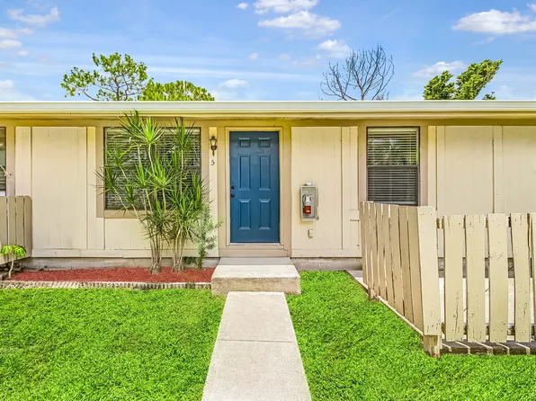 Cottages @ Stillwater, 8049 Stillwater Ct #Dea082699, North Fort Myers, FL 33903