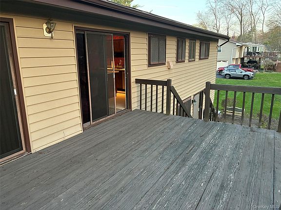 5th image of 35 Goebel Road