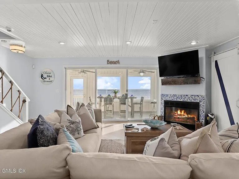 2149 Fairfield Beach Rd — Photo 19