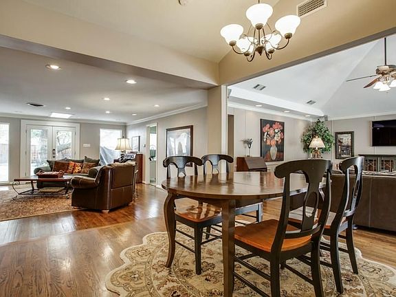3rd image of 8522 Santa Clara Dr