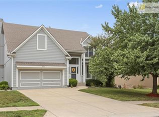 2616 SW 9th Ter, Lees Summit, MO 64081