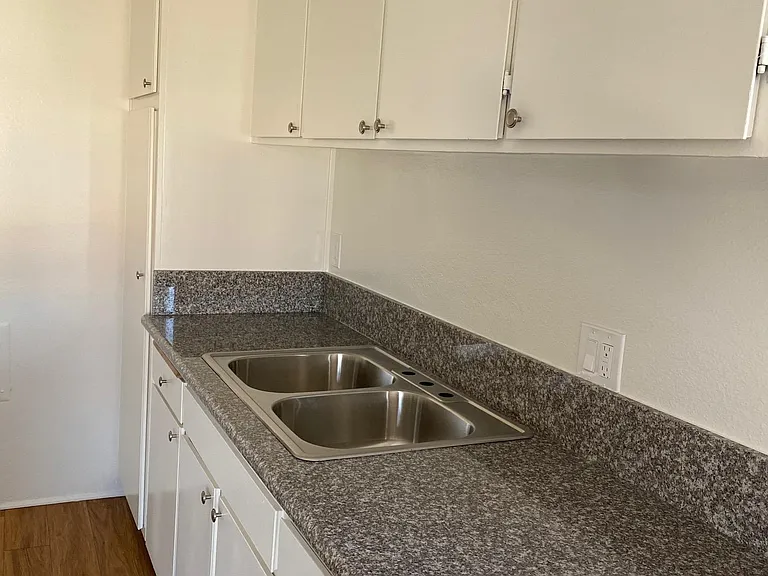 9017 Langdon Ave #12 — Photo 3