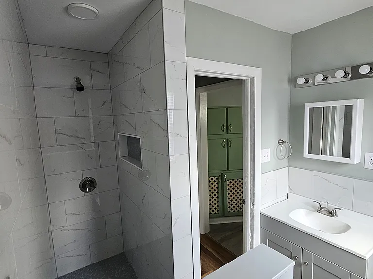 2404 Bluefield St — Photo 15