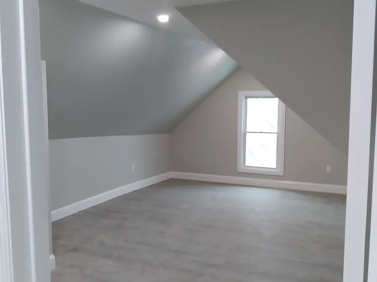 14 W Erie St — Photo 17