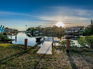 330 N Spring Blvd, Tarpon Springs, FL 34689