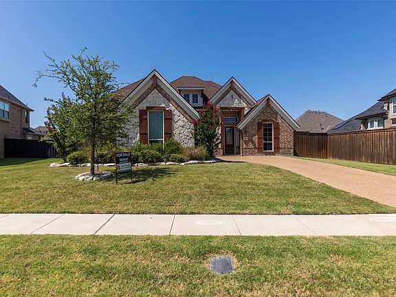5th image of 4802 Comstock Way