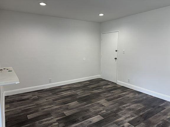 3rd image of 1327 S Saint Andrews Pl #3