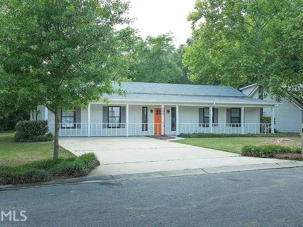 1320 Jeffery Dr, Dublin, GA 31021