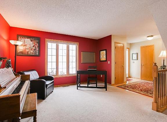 5th image of 1220 Silverwood Ct