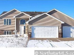 1116 Bridle Creek Dr, Jordan, MN 55352